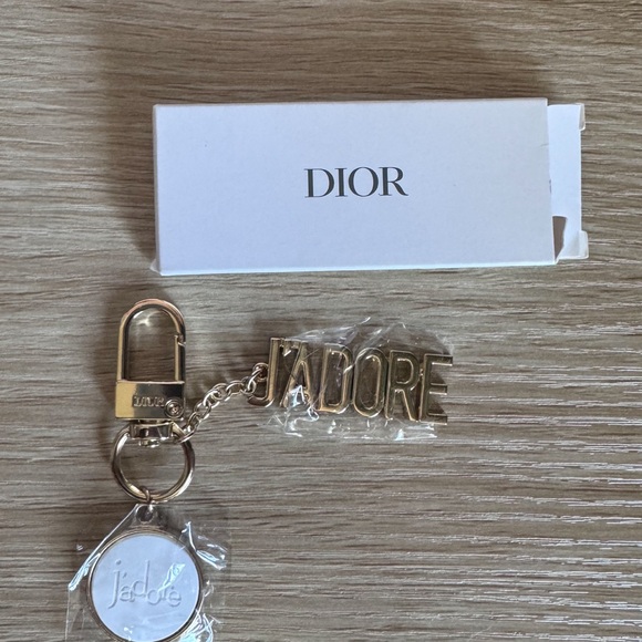 Dior Gold J'adore Bag Charm Keychain - Picture 6 of 9